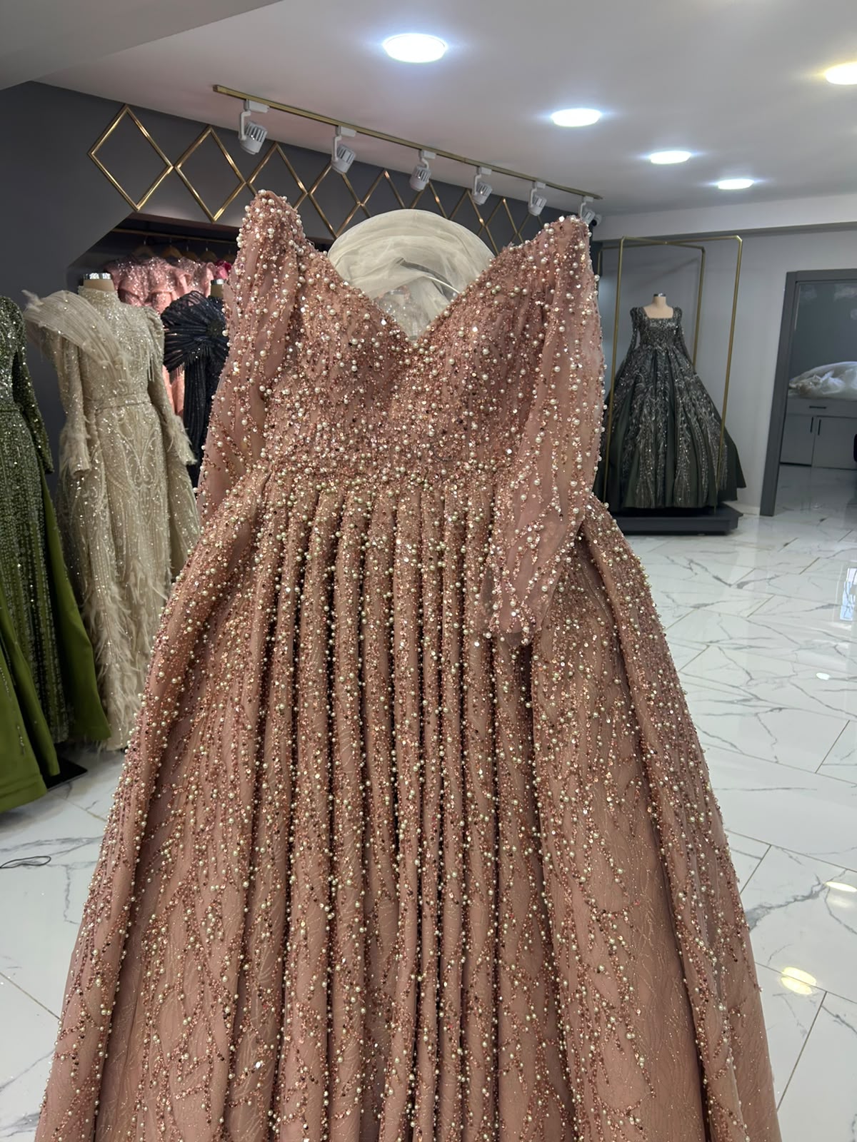 Pudra kabarık incili nişanlık